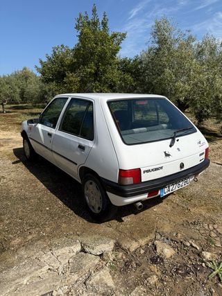 Peugeot 205 generation