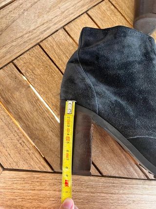 Botines bimba y lola ante negro con tacón...