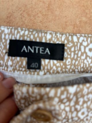 Pantalones ANITA estampado leopardo