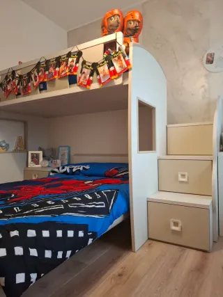 Cameretta letto soppalco con pedana contenitore