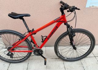 Bicicleta da montagna arancione