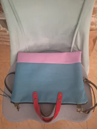 Lote:Bolso Daniel Chong azul y rosa + chanclas