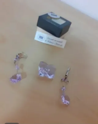 Orecchini con cristalli ciondolo farfalla