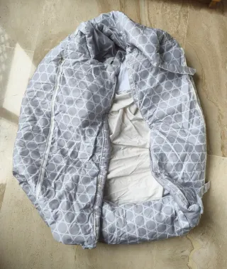 Mini cuna desmontable.