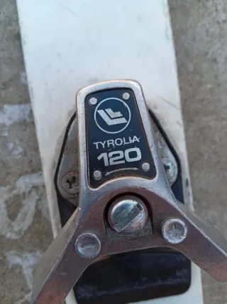 Esquís Rossignol Usados con Bastones