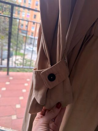 Abrigo ligero Zara camel largo talla S