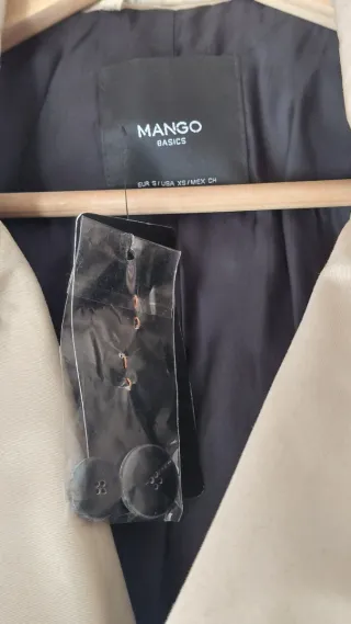 Gabardina Mango Beige Nueva