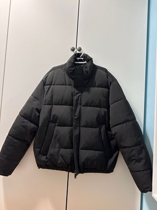 Chaqueta acolchada negra Zara chico