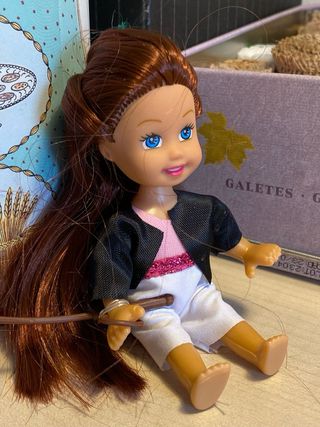 Muñeca pequeña 11 cm