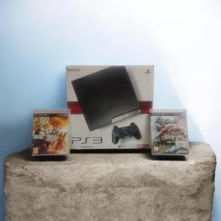 PlayStation 3 PS3 con 2 giochi