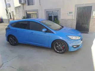 ford focus ecoboost focus 2017