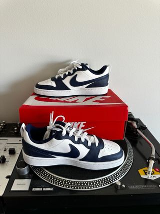 Nike Court Borough Low 2