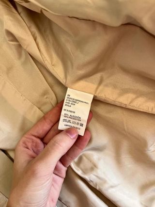 Gabardina corta beige tipo trench (doble...