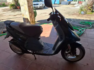 Scooter Derbi Hunter Manhattan