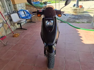 Scooter Derbi Hunter Manhattan