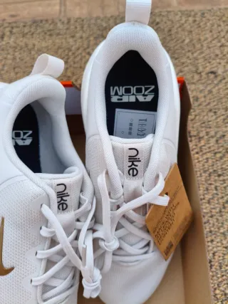 Nike Air Zoom Bella 7 Mujer Dorado Blanco