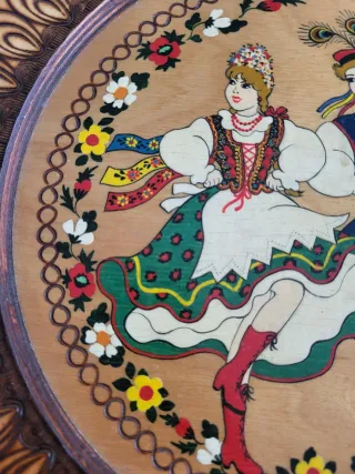 Piatto decorativo in legno