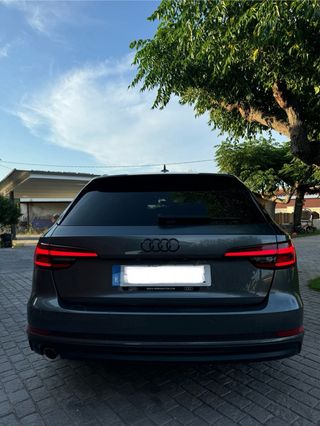 Audi A4 Avant Black Line 20Tdi 150cv Stronic
