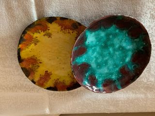 2 piccoli piatti decorativi maiolica