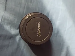 Yongnuo YN 50mm F / 1.8 AF/MF Montura EF.