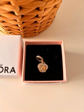 Charm Pandora Corazón Aniversario Copas Oro