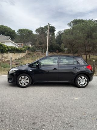 Toyota Auris 1.4 D4D 83.500km