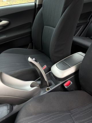 Toyota Auris 1.4 D4D 83.500km