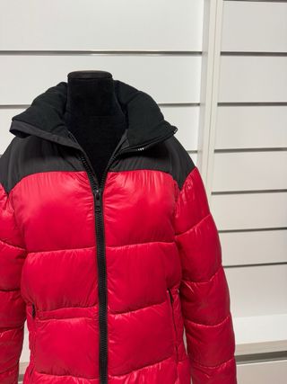 Chaqueta Acolchada Roja y Negra Talla M