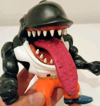 Street Shark Moby Lick
