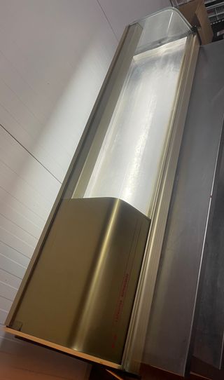 Vitrina Enfriatapas Dorada