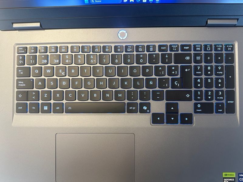 PORTATIL GAMING LENOVO LOQ 17,3” I7 14g 32GB 5070 afbeelding 6