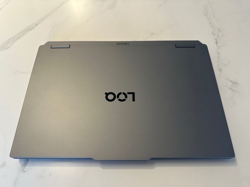 PORTATIL GAMING LENOVO LOQ 17,3” I7 14g 32GB 5070 afbeelding 2