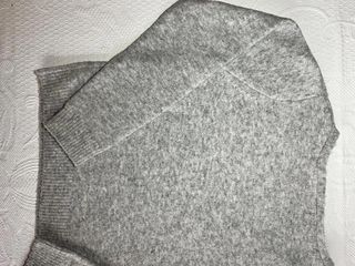 Jersey gris MNG Mango talla M cuello pico knit...