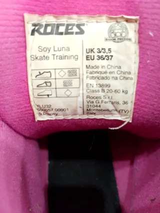 Patines rosas y azules de Soy Luna