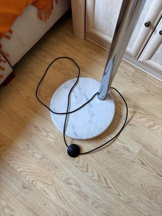 Lámpara de pie 5 focos base mármol