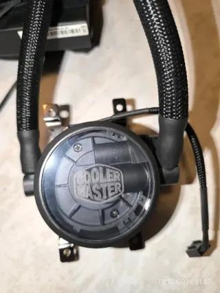 Refrigeración Líquida Cooler Master 140