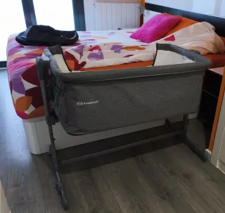 Cuna colecho Kinderkraft Neste Up gris