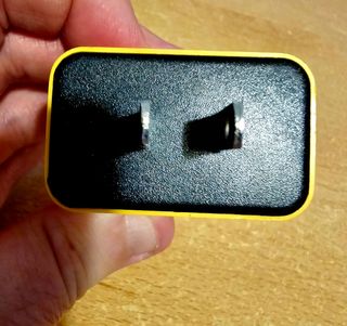 Cargador USB-C PD + QC3.0 30W/45W Amarillo