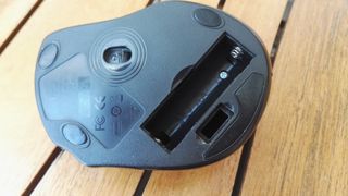 Ratón inalámbrico D-09 Negro