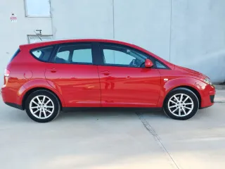 SEAT AlLTEA XL 2011  2.0 TDI 140 CV