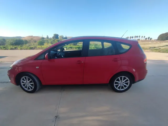 SEAT AlLTEA XL 2011  2.0 TDI 140 CV