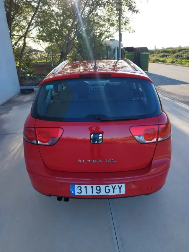 SEAT AlLTEA XL 2011  2.0 TDI 140 CV