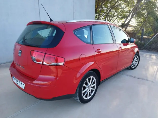 SEAT AlLTEA XL 2011  2.0 TDI 140 CV