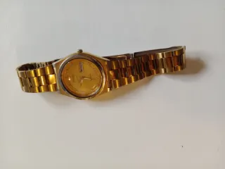 Reloj Seiko 5 Acero Bañado en Oro