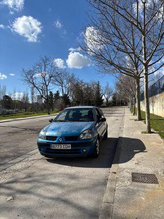Renault Clio 2003