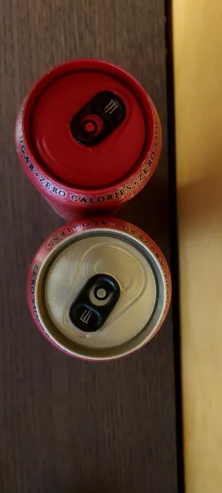 2 Latas Monster Ultra Red Colección EEUU