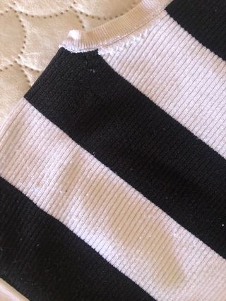 Top Bershka Rayas Blanco y Negro Talla S