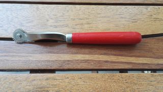 Rueda dentada 2mm para cuero y manualidades