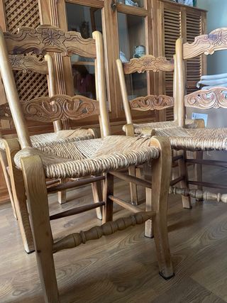 4 Sillas rústicas de ebanistería técnica