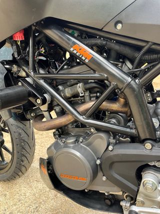 KTM Duke 125 NAKED Naranja/Negra
